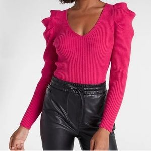 NWT Express V-Neck Puff Sleeve Knit Sweater Hot Pink. Size XSmall